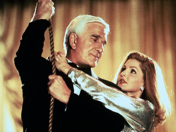 Голый пистолет 33 1/3: Последний выпад (4)