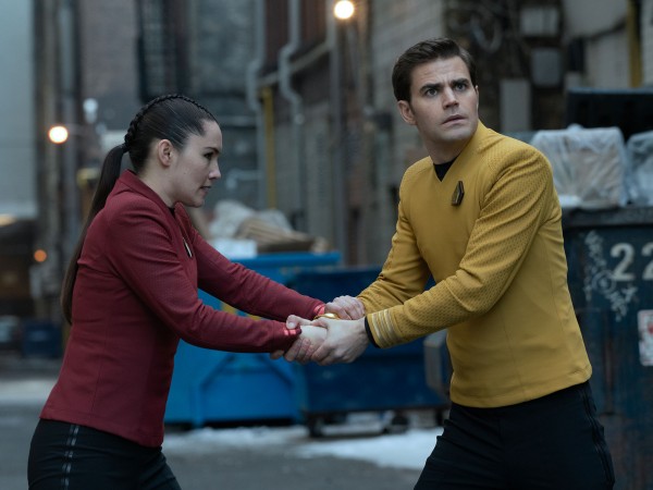 Звездный путь: Странные новые миры (2)