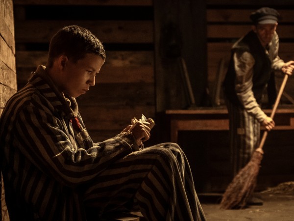 Чемпион из Освенцима (3)