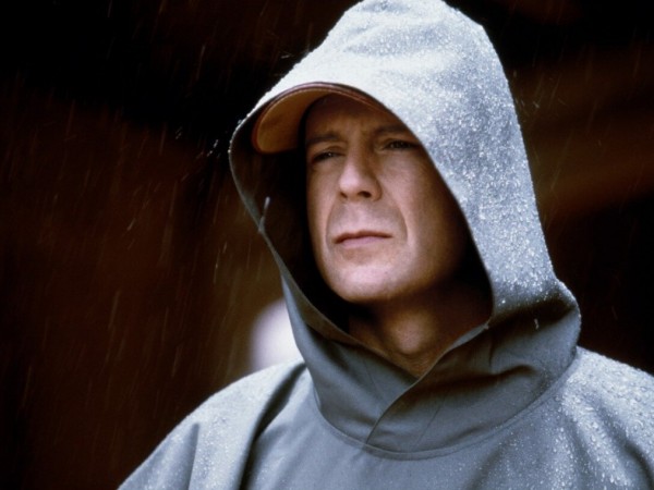 Неуязвимый (2)