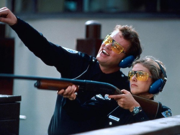 Полицейская академия 2: Их первое задание (3)