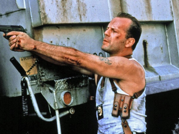 Крепкий орешек-3: Возмездие (6)