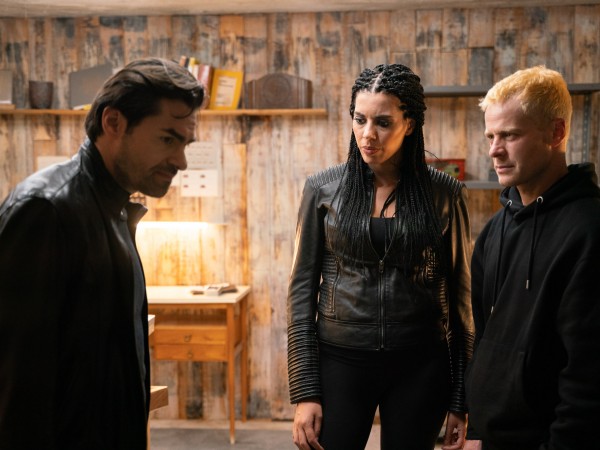 Не дыши: Игра на выживание (2)