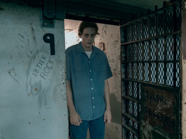 Тюрьма на холме