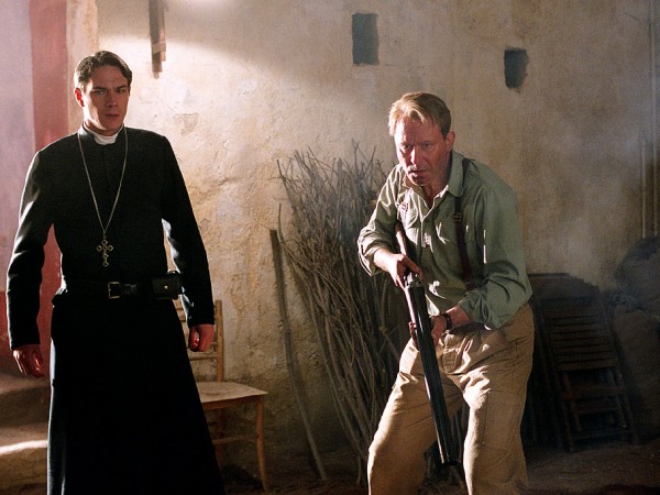 Изгоняющий дьявола: Начало (6)