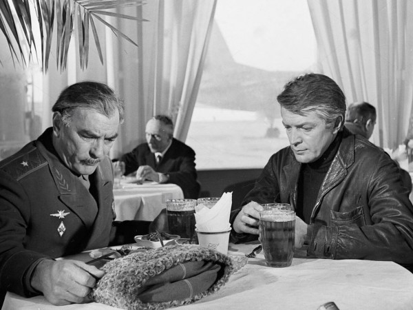 Неподсуден (3)