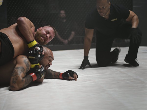 Октагон: Боец vs Рестлер (4)