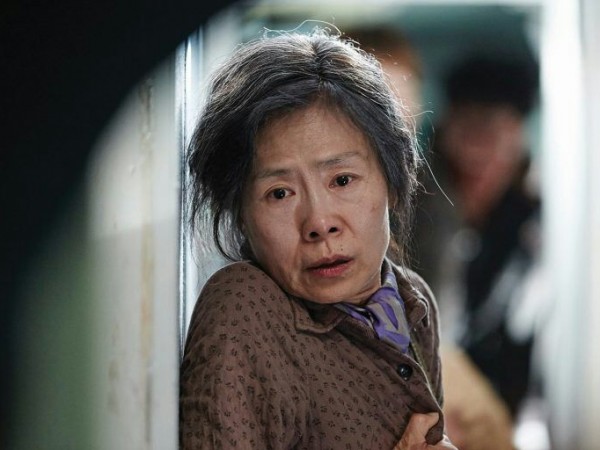 Поезд в Пусан (2)