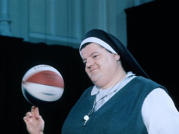 Монахини в бегах (4)