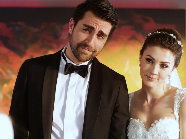 Любовь напоказ (3)