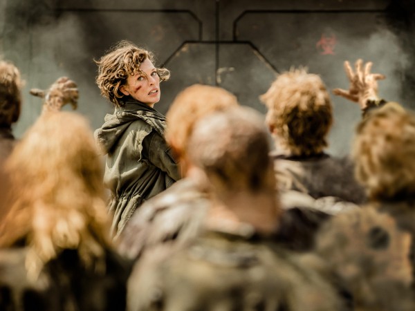 Обитель зла: Последняя глава (2)