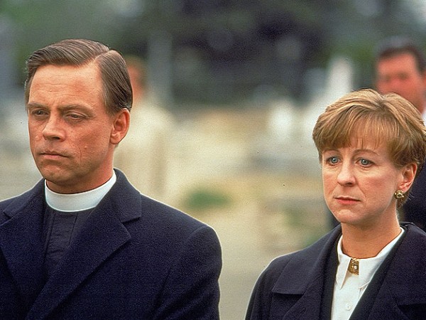 Деревня проклятых (2)