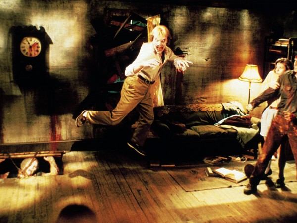 Зловещие мертвецы 2 (2)