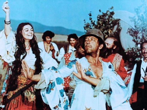 Табор уходит в небо (4)