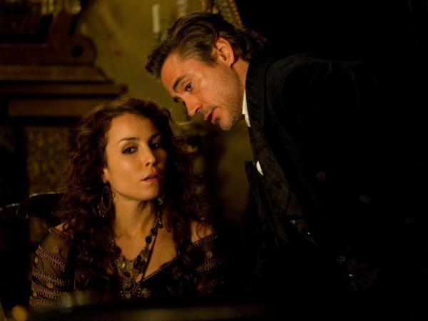 Шерлок Холмс: Игра теней (5)