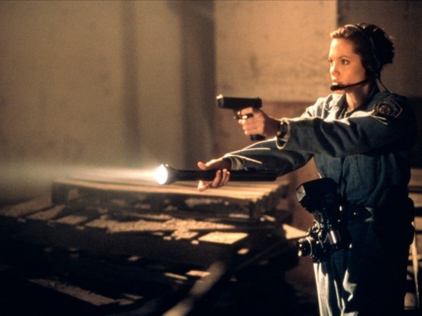 Үрей құрсауында (5)