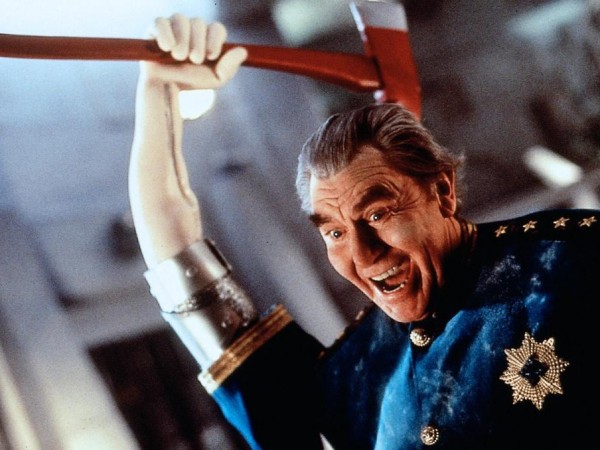 Неистребимый шпион (2)