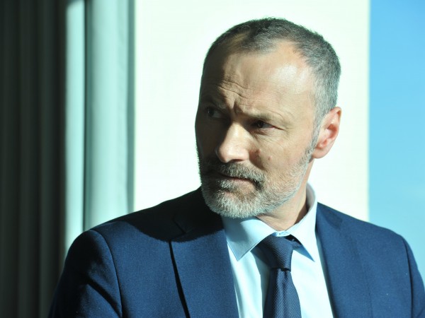 С небес на землю (2)