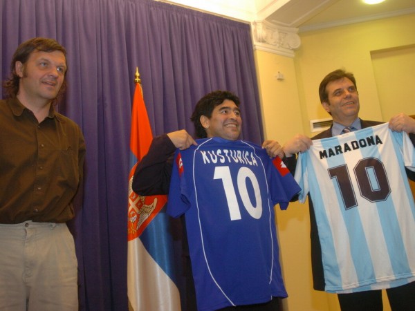 Марадона (2)