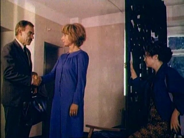 Почти смешная история (6)