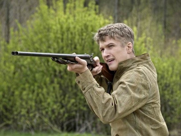 Вчера закончилась война (6)