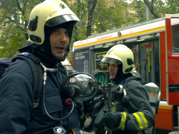 Между двух огней (5)