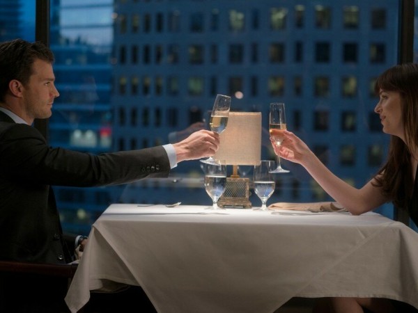 На пятьдесят оттенков темнее (5)