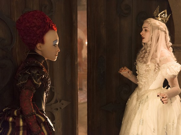 Алиса в Зазеркалье (2)