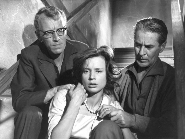 Сквозь тёмное стекло (4)