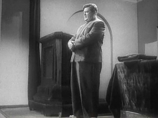 Чудак-человек (2)