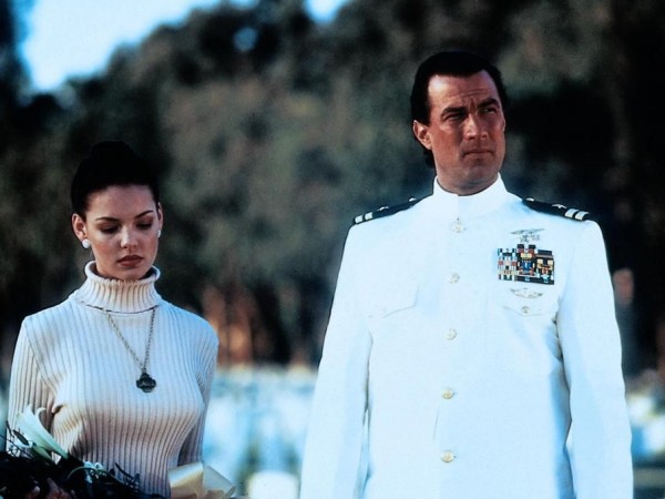 В осаде 2: Тёмная территория (6)