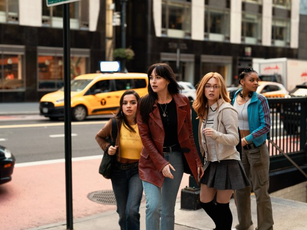 Мадам Паутина (5)