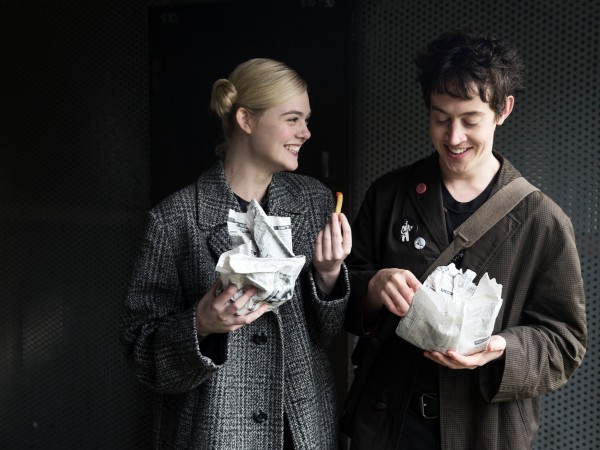 Как разговаривать с девушками на вечеринках