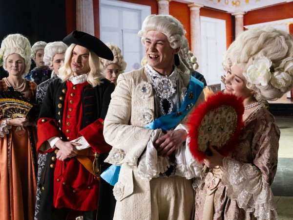 Иван Васильевич меняет всё (6)