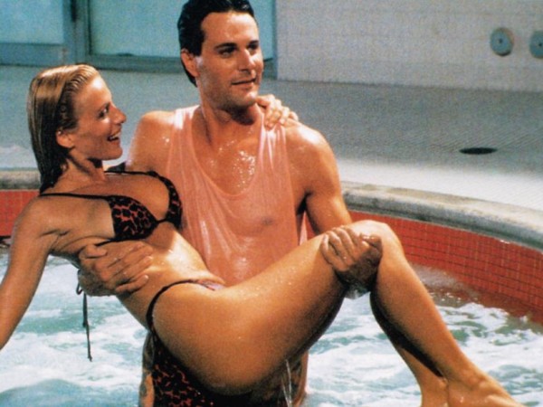 Земные девушки легко доступны (3)