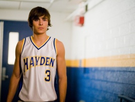 Папе снова 17