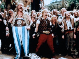 Астерикс и Обеликс против Цезаря (2)