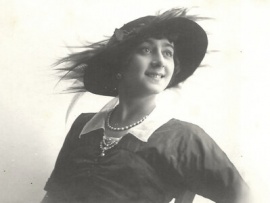 Вера Каралли: Это письмо я писала в перчатках...