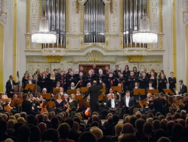 Неделя хоровой музыки. В.А. Моцарт. Большая месса до минор. Оркестр Камерата Зальцбург и Зальцбургский Баховский хор. Дирижер Эндрю Манце