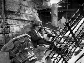 Плащ и кинжал (2)