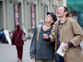 Совсем не простая история