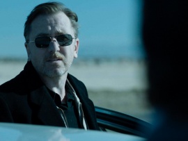 Святым тут не место (5)