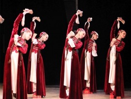 Государственный академический ансамбль народного танца имени Игоря Моисеева на Новой сцене Большого театра России