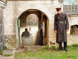 Смерть шпионам. Лисья нора (3)